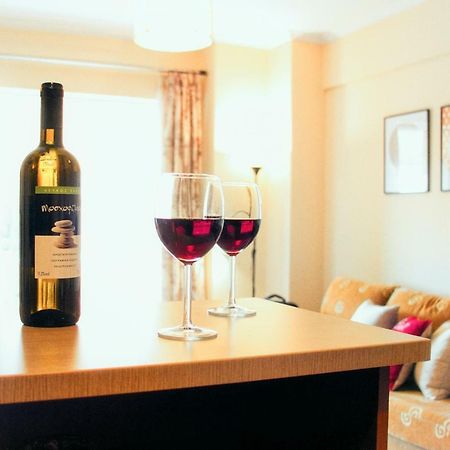Charming Apartment Near Athens Center And The Sea Exterior foto